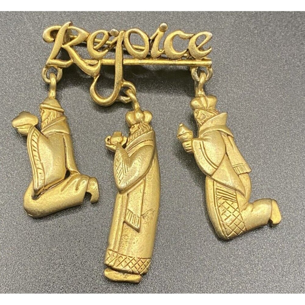 Vintage Christmas Brooch Danecraft Gold Tone Three Wisemen Rejoice Pin  1.5 x 2"